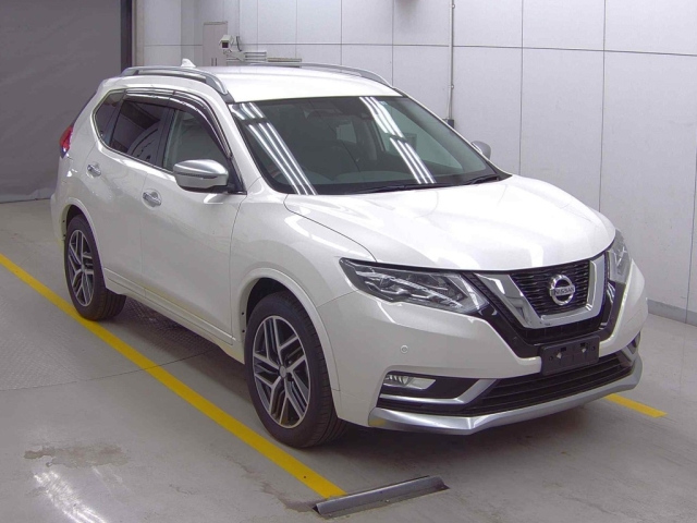 NISSAN X-TRAIL 2018