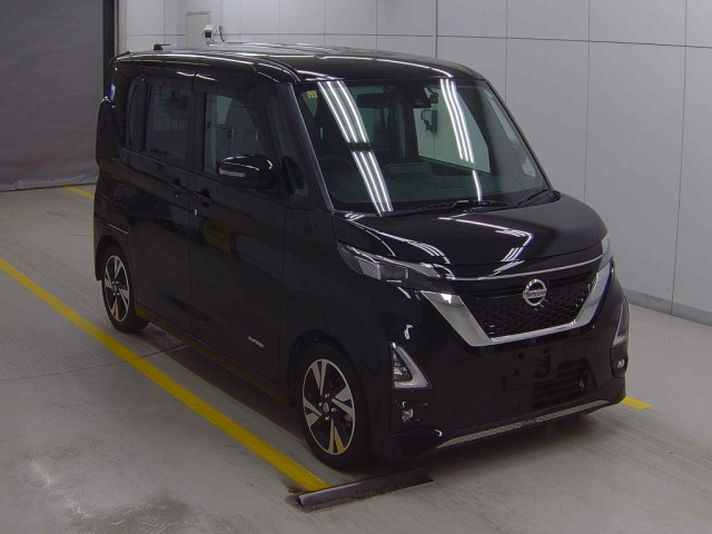 NISSAN ROOX 2020