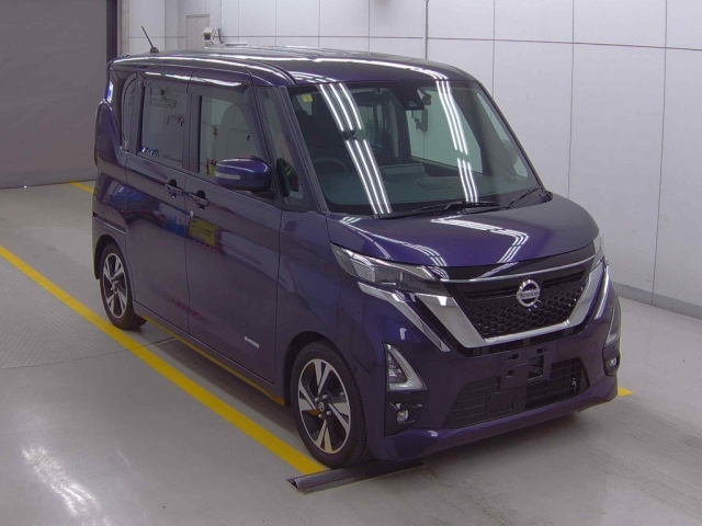 NISSAN ROOX 2020