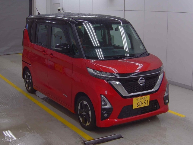 NISSAN ROOX 2020
