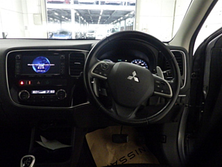 MITSUBISHI OUTLANDER PHEV 2014
