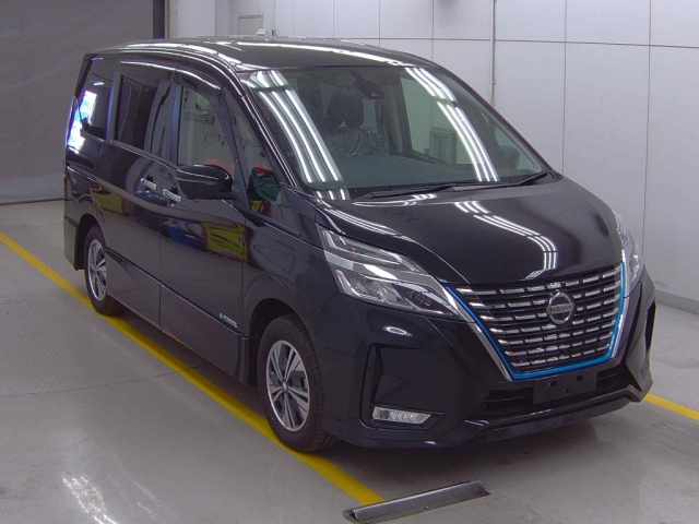 NISSAN SERENA 2019