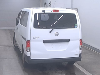 NISSAN NV200 2015