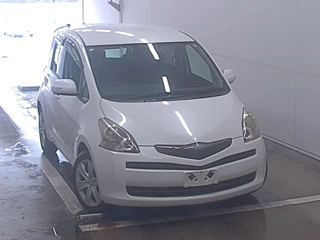 TOYOTA RACTIS 2010