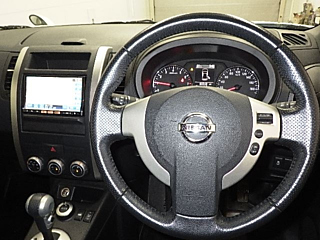 NISSAN X-TRAIL 2013