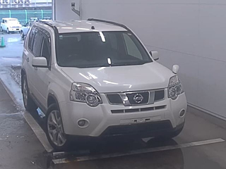 NISSAN X-TRAIL 2013