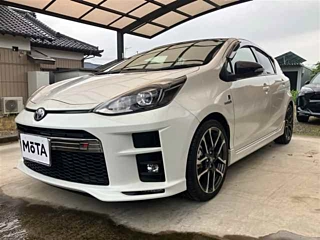 TOYOTA AQUA 2018