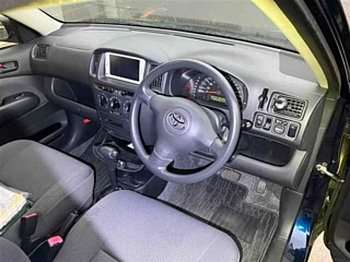 TOYOTA SUCCEED 2013