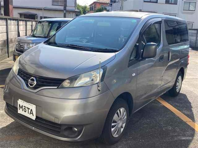 NISSAN NV200 2010