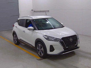 NISSAN KIX 2023