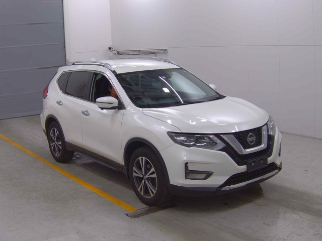 NISSAN X-TRAIL 2020