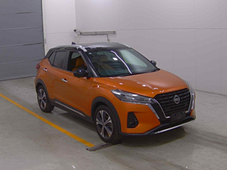 NISSAN KIX 2022
