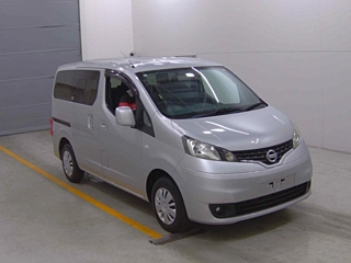 NISSAN NV200 2019