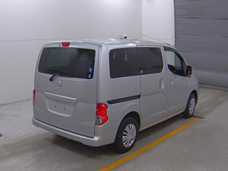 NISSAN NV200 2019