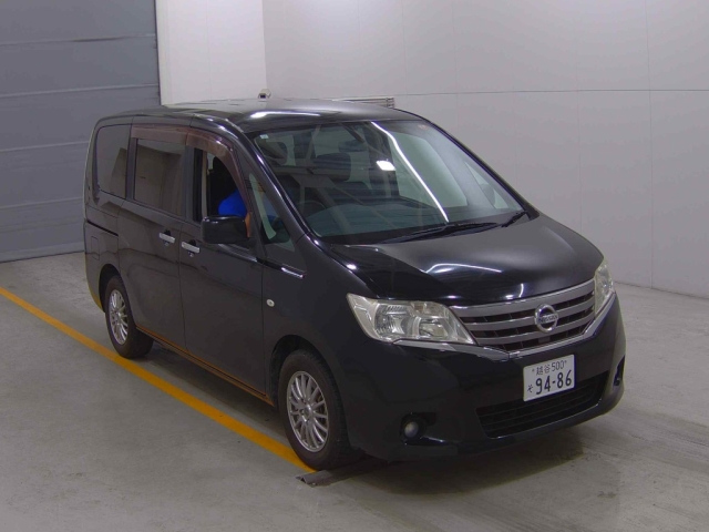 NISSAN SERENA 2011