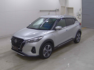 NISSAN KIX 2020