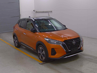 NISSAN KIX 2022