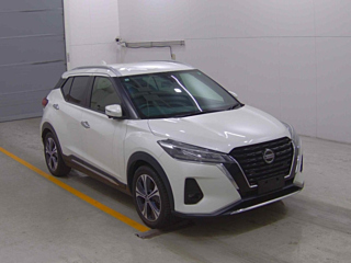NISSAN KIX 2023