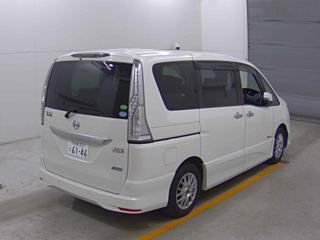 NISSAN SERENA 2015