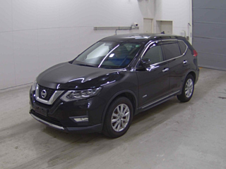 NISSAN X-TRAIL 2018
