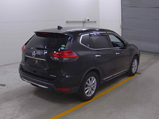 NISSAN X-TRAIL 2018