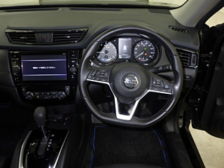 NISSAN X-TRAIL 2018