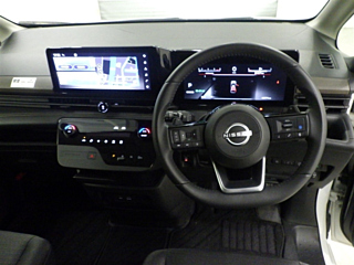 NISSAN SERENA 2023