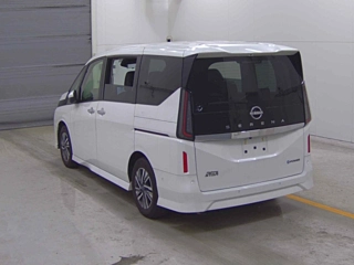 NISSAN SERENA 2023