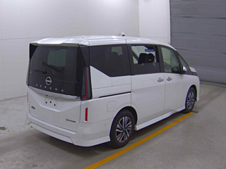 NISSAN SERENA 2023