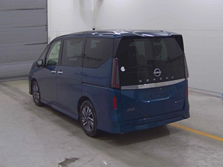 NISSAN SERENA 2023