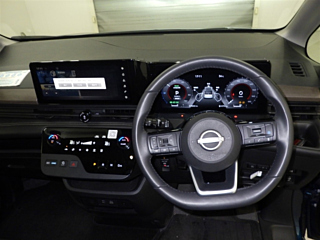 NISSAN SERENA 2023