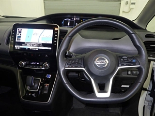 NISSAN SERENA 2022