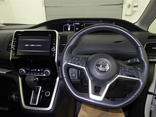 NISSAN SERENA 2016