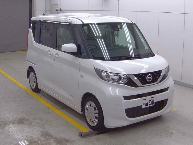 NISSAN ROOX
