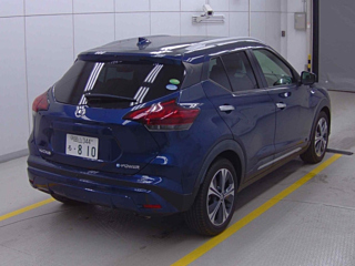 NISSAN KIX 2020