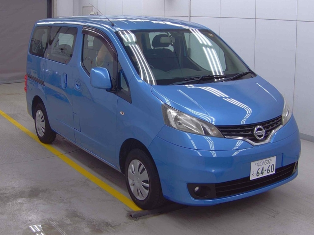 NISSAN NV200 2018