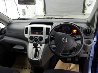 NISSAN NV200 2018