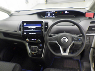 NISSAN SERENA 2020