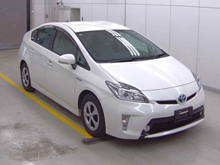 TOYOTA PRIUS 2013