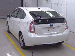 TOYOTA PRIUS 2013