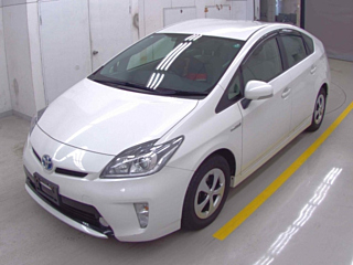 TOYOTA PRIUS 2013