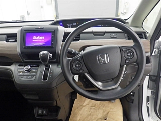 HONDA FREED 2022
