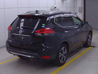 NISSAN X-TRAIL 2018