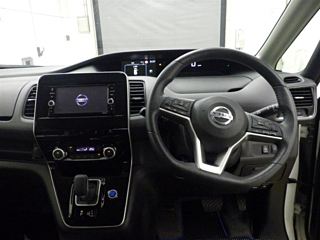 NISSAN SERENA 2020
