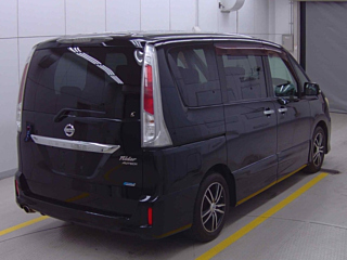 NISSAN SERENA 2011