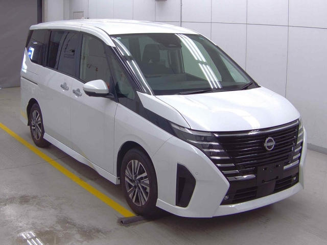NISSAN SERENA 2023