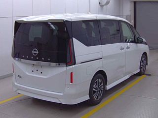NISSAN SERENA 2023