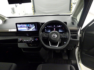 NISSAN SERENA 2023