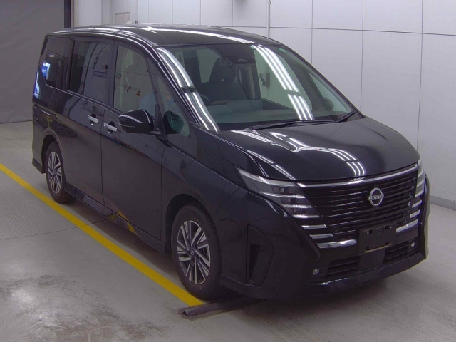 NISSAN SERENA 2023