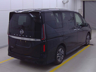 NISSAN SERENA 2023